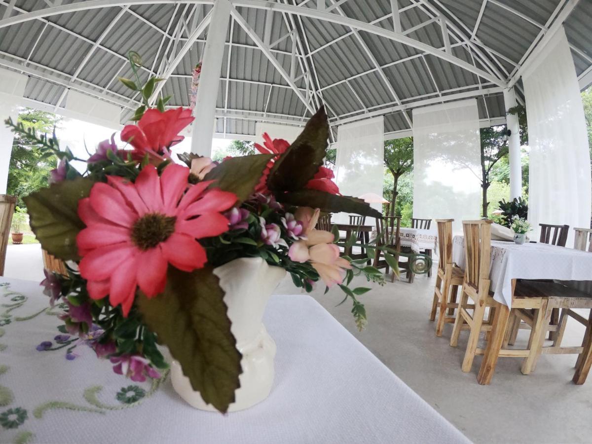 Naracha Resort Mueang Kao Bagian luar foto